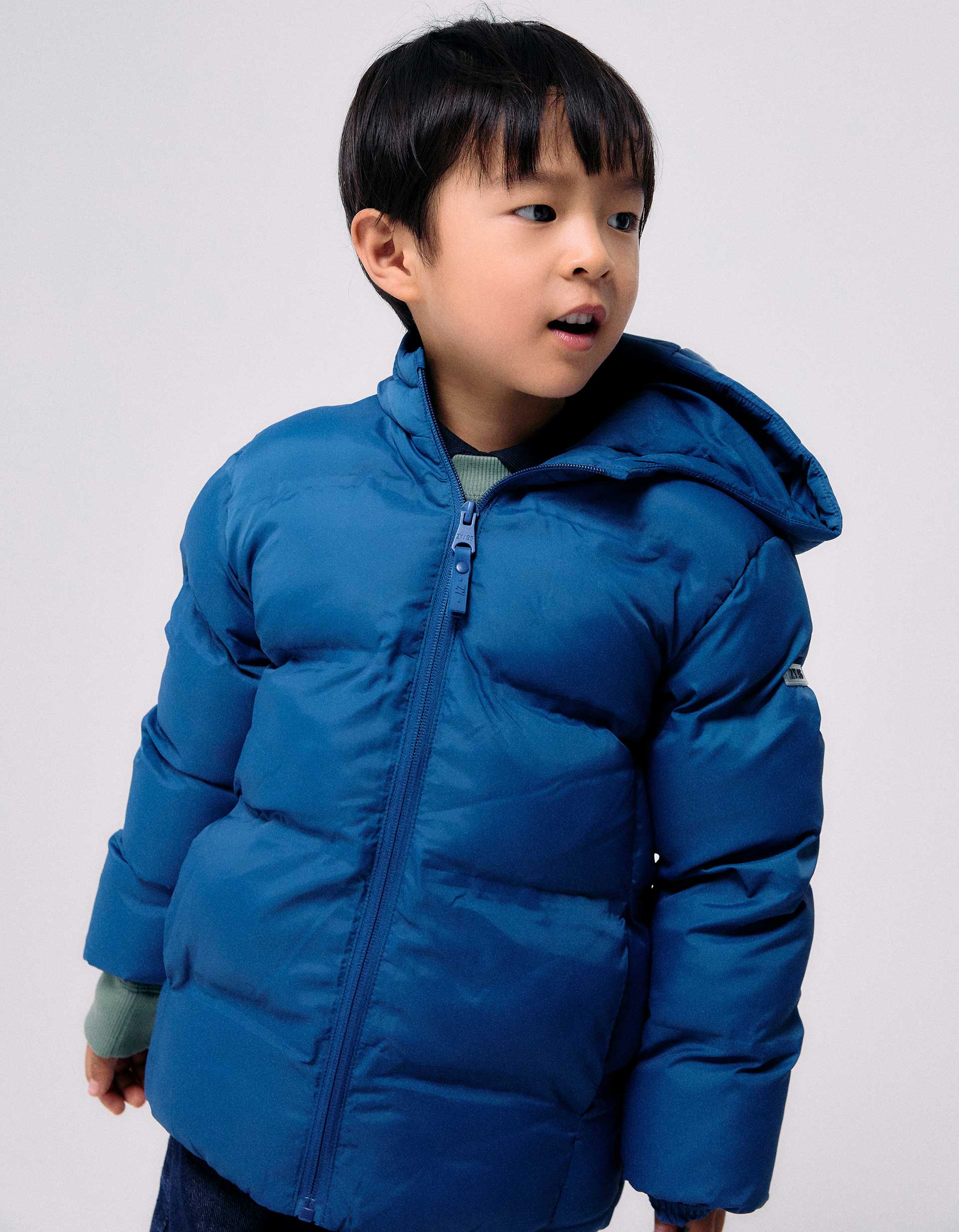Hooded thermal quilted jacket with pockets for boys, blue