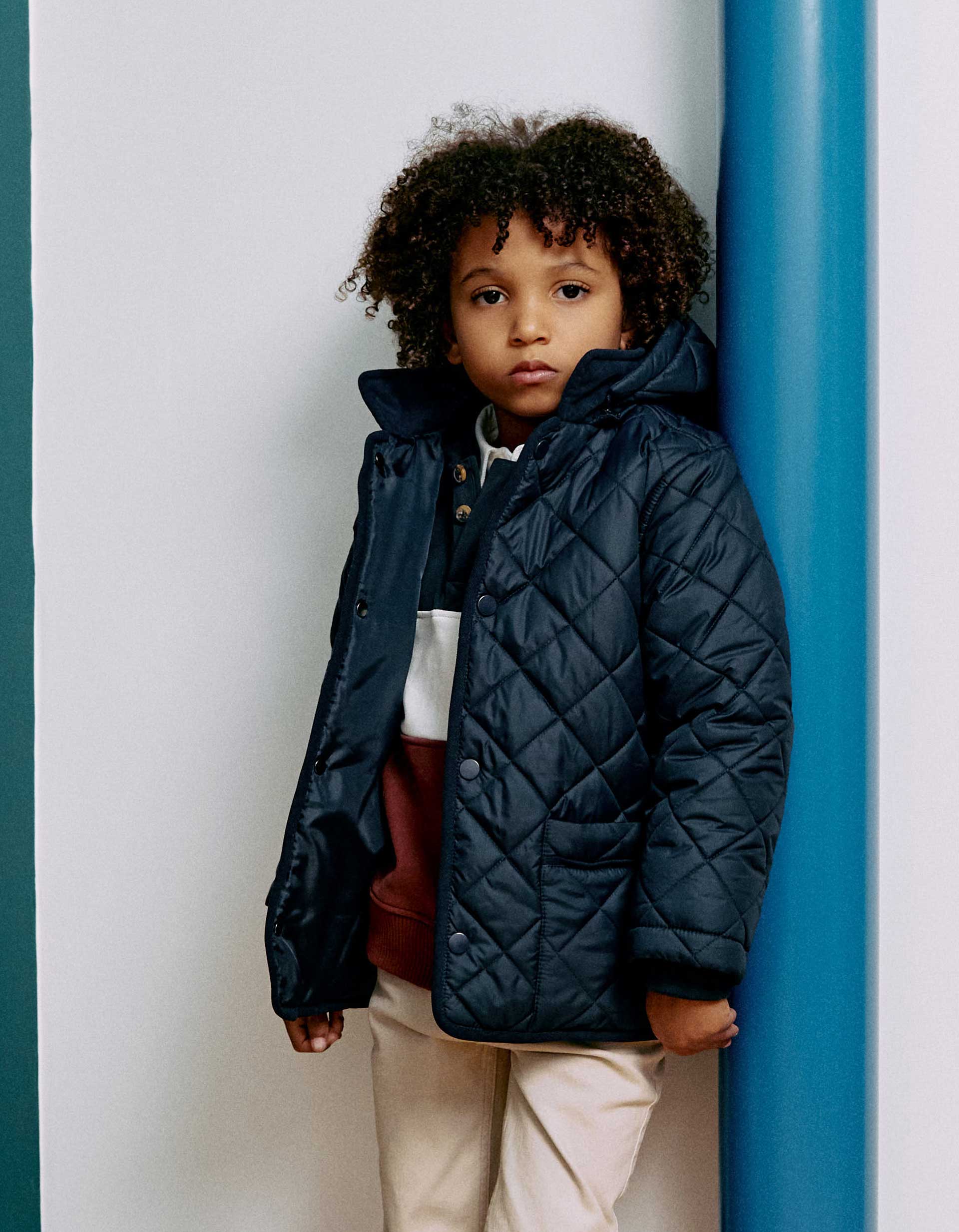 Quilted jacket with detachable hood for children, navy blue